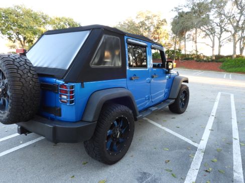 Used 2016 Jeep Wrangler Unlimited Sport w/ Quick Order Package 24S image 10