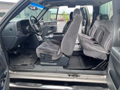 Used 2002 GMC Sierra 2500 2WD Extended Cab HD image 13