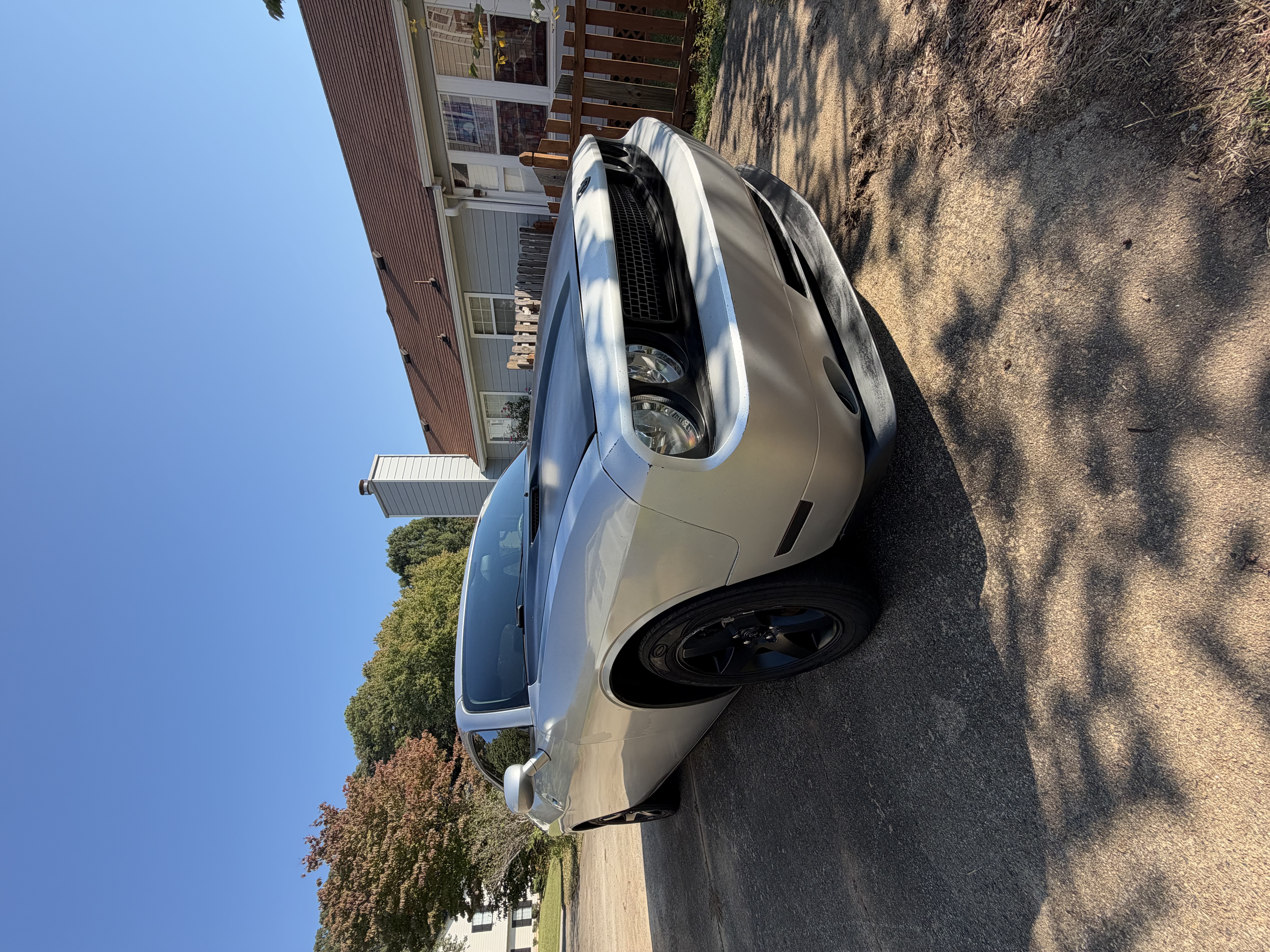 Used 2010 Dodge Challenger SE RWD image 26