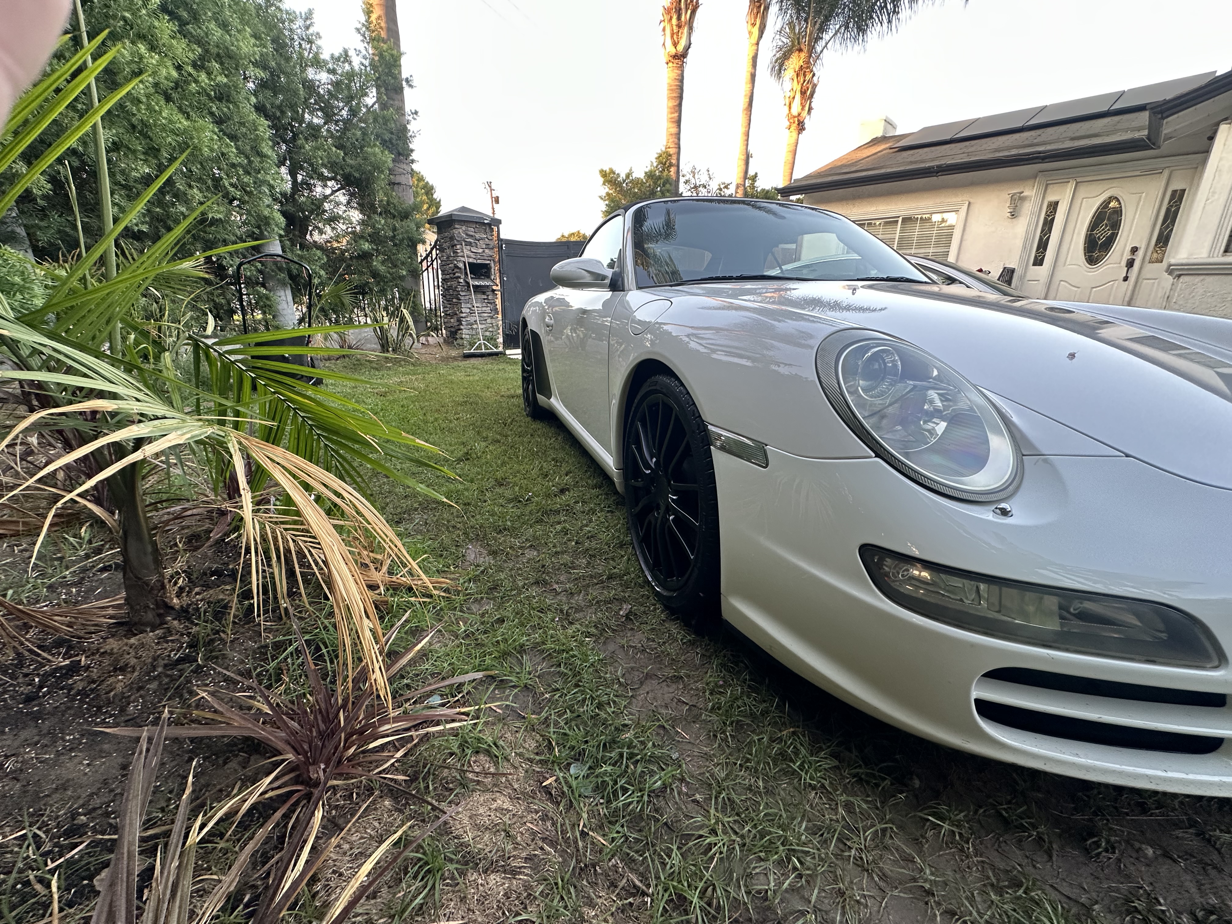 Used 2005 Porsche 911 Carrera RWD image 8