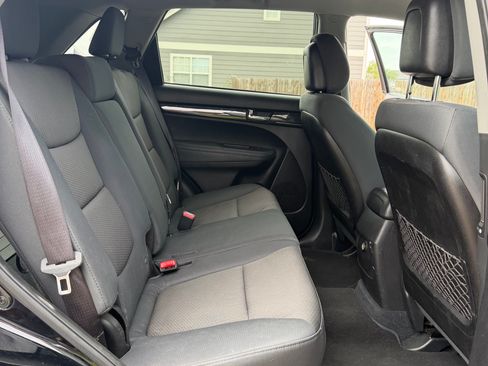 Used 2013 Kia Sorento LX AWD/4WD image 8