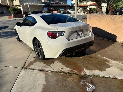Used 2013 Scion FR-S image 2