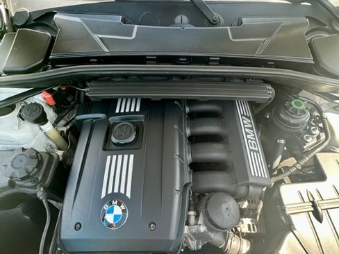 Used 2011 BMW 128i Coupe RWD image 11