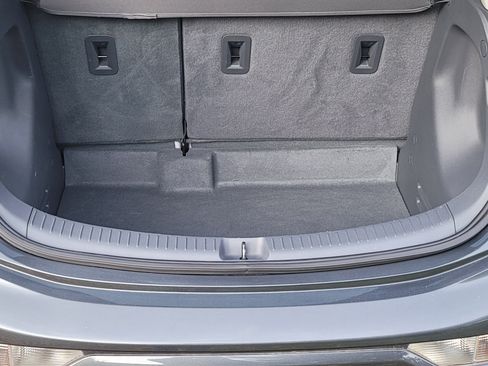 Used 2017 Chevrolet Bolt LT image 10