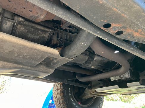 Used 1998 Chevrolet S10 Pickup LS w/ Preferred Equipment Group image 14