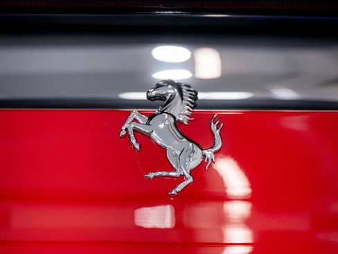 Used 2023 Ferrari SF90 Stradale image 10