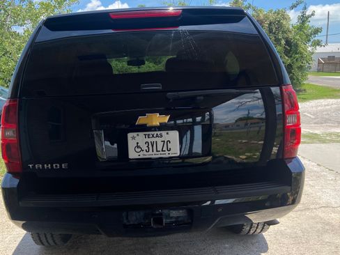 Used 2014 Chevrolet Tahoe LS w/ Texas Edition RWD image 5