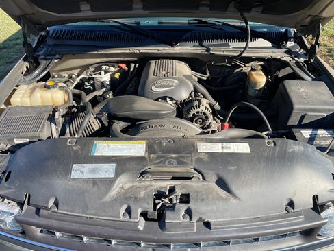 Used 2001 Chevrolet Silverado 1500 LS image 21