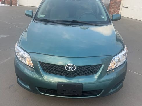 Used 2010 Toyota Corolla Sedan 4D image 5