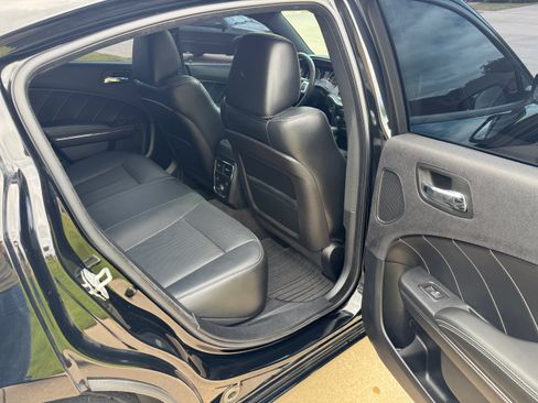 Used 2014 Dodge Charger R/T RWD image 13