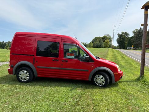 Used 2011 Ford Transit Connect XLT image 8