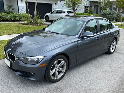 Used 2014 BMW 320i Sedan image 5