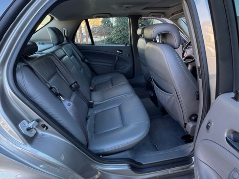 Used 2004 Saab 9-5 Arc image 10
