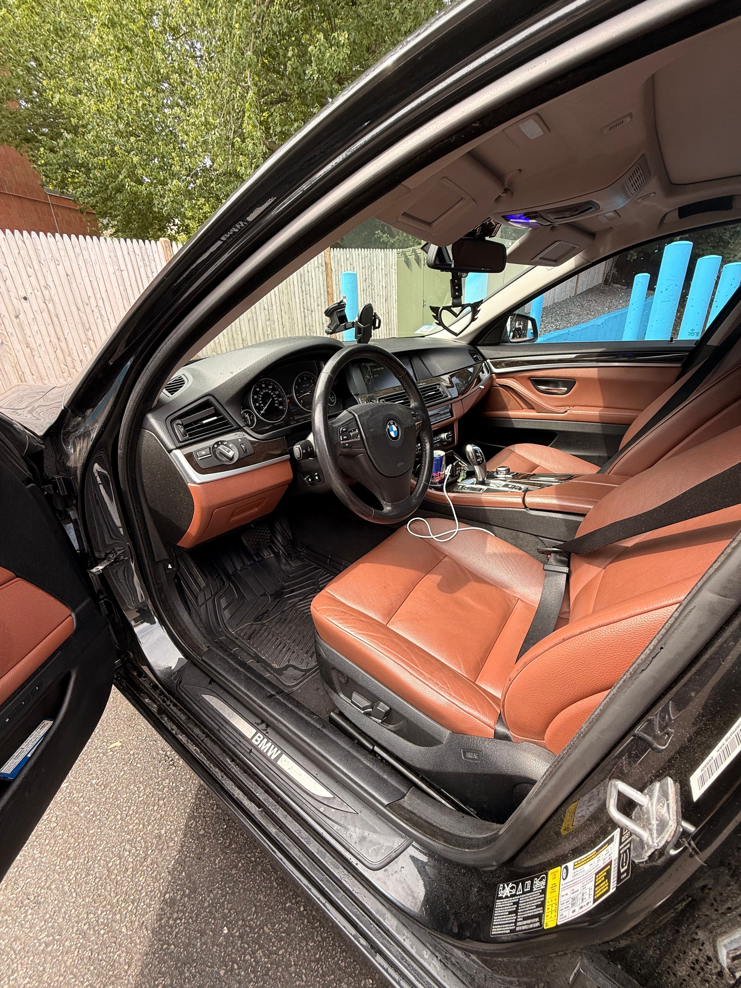Used 2013 BMW 528i xDrive Sedan AWD/4WD image 8