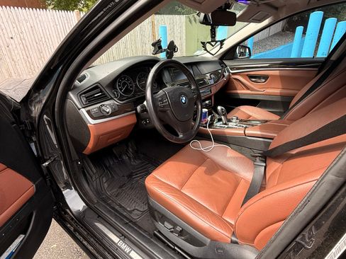 Used 2013 BMW 528i xDrive Sedan AWD/4WD image 8