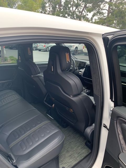 Used 2022 Rivian R1T Launch Edition AWD/4WD image 9