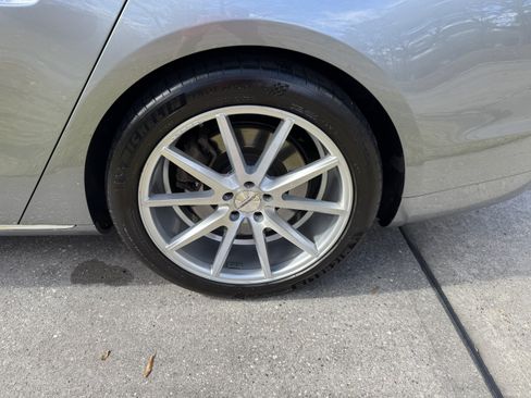 Used 2014 Audi A8 L 4.0T image 5