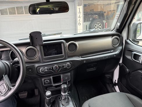 Used 2021 Jeep Wrangler Unlimited Sport image 5