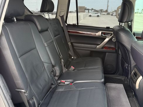Used 2011 Lexus GX 460 Premium AWD/4WD image 14