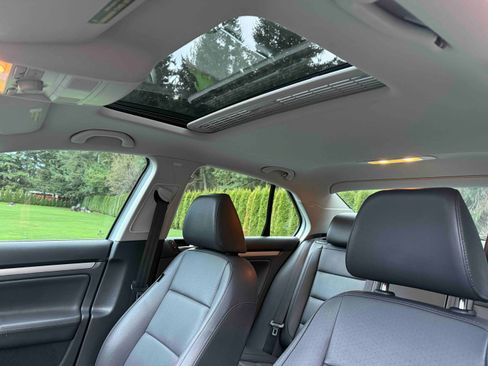 Used 2009 Volkswagen Jetta SE image 13