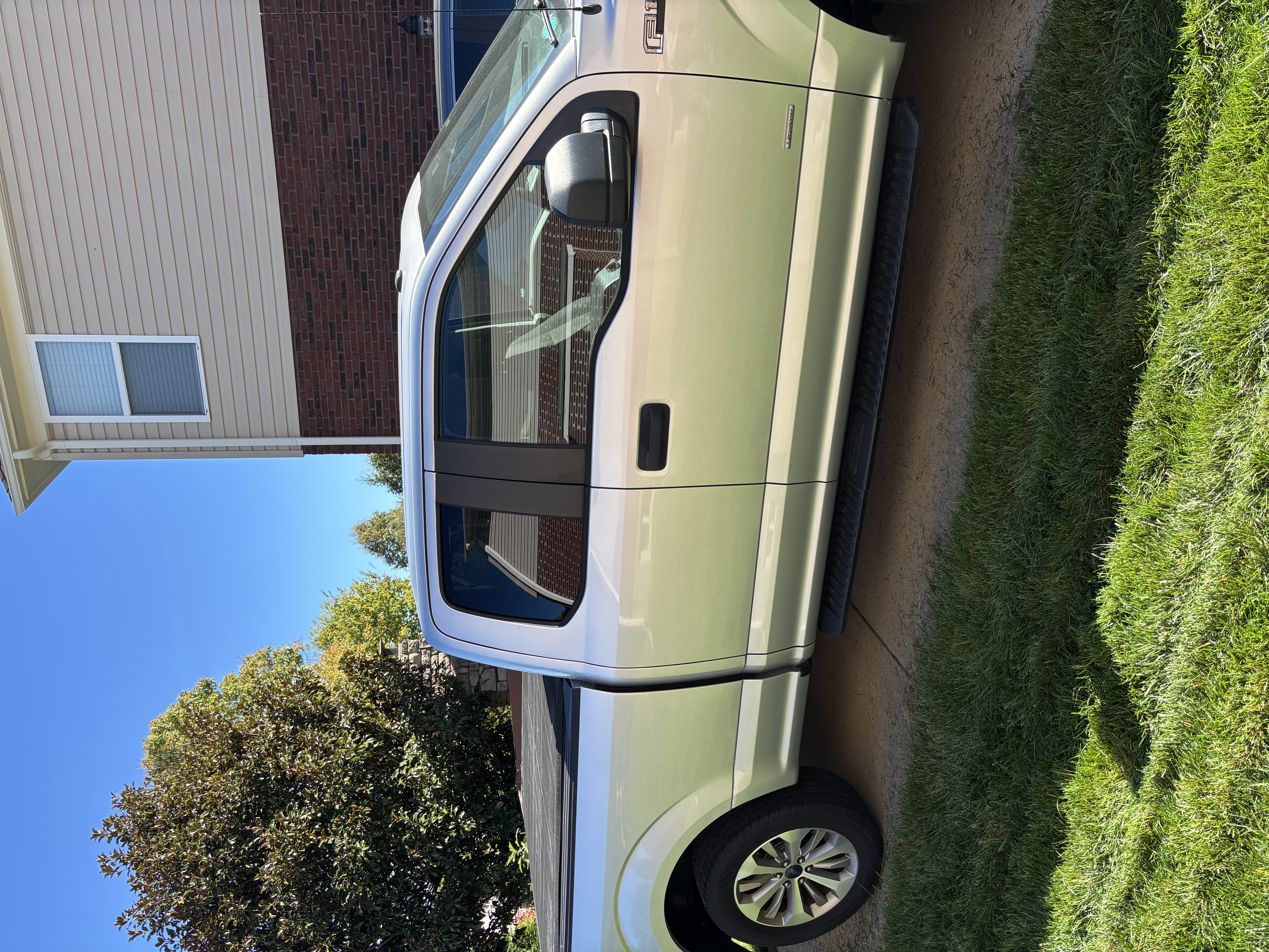 Used 2017 Ford F150 XL w/ Equipment Group 101A Mid RWD image 11