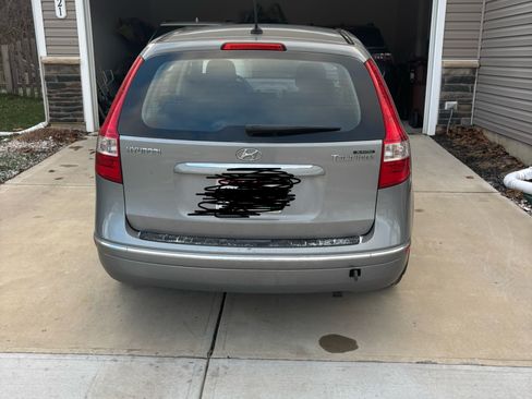 Used 2012 Hyundai Elantra GLS image 5