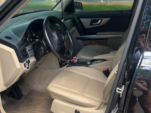 Used 2012 Mercedes-Benz GLK 350 4MATIC image 5