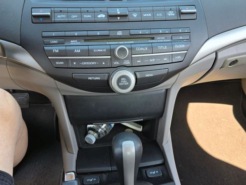 Used 2009 Honda Accord EX-L image 1