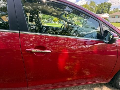 Used 2014 Kia Forte EX image 31