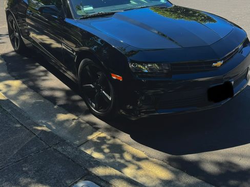 Used 2015 Chevrolet Camaro LT RWD image 16