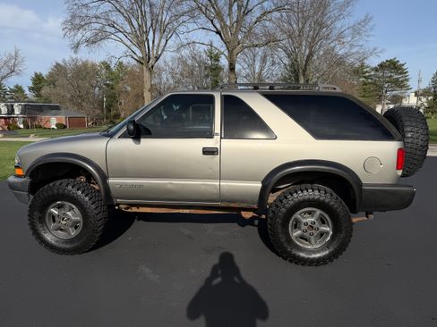 Used 2000 Chevrolet Blazer LS w/ LS Preferred Equipment Group image 10