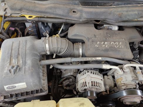 Used 2004 Dodge Ram 1500 Truck SLT w/ Sport Appearance Group image 19