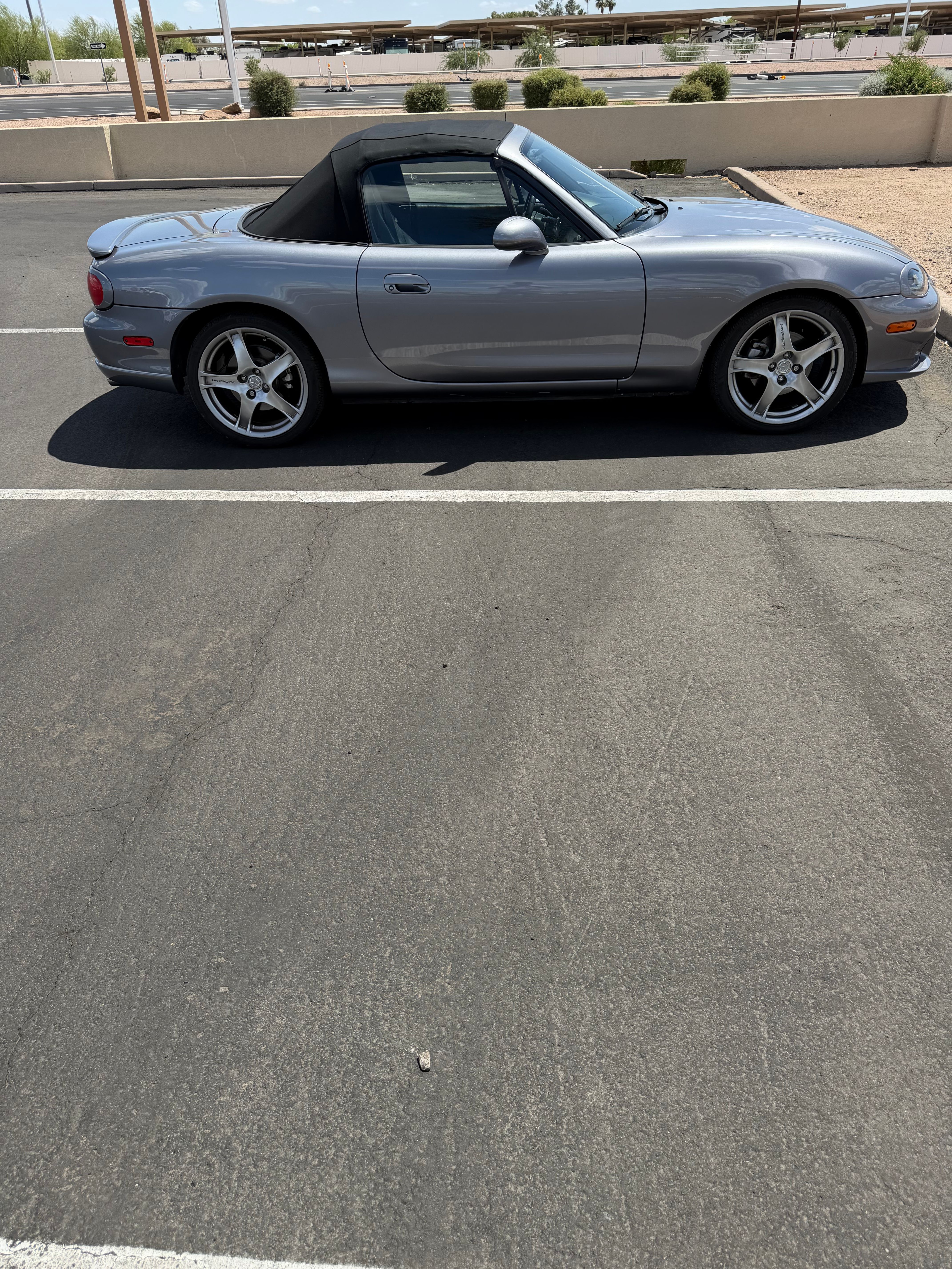 Used 2005 MAZDA MX-5 Miata MAZDASPEED RWD image 12