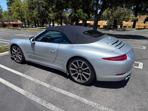 Used 2014 Porsche 911 Carrera S RWD image 17