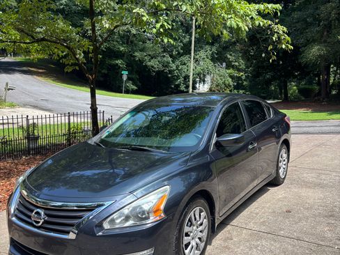 Used 2013 Nissan Altima 2.5 S FWD image 12