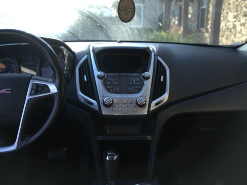 Used 2016 GMC Terrain SLT image 8