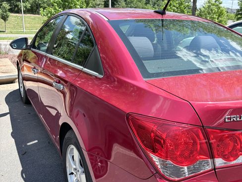 Used 2014 Chevrolet Cruze LT FWD image 16
