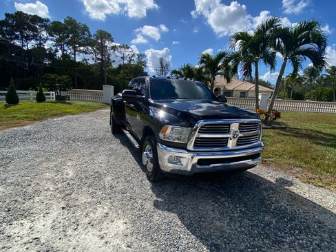 Used 2013 RAM 3500 Big Horn image 4