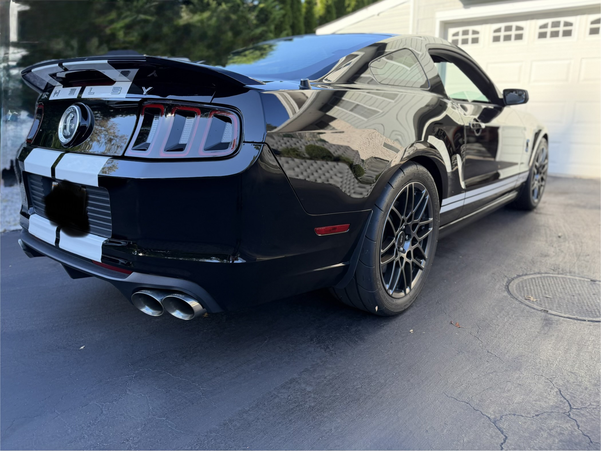 Used 2014 Ford Mustang Shelby GT500 w/ Equipment Group 821A RWD image 6