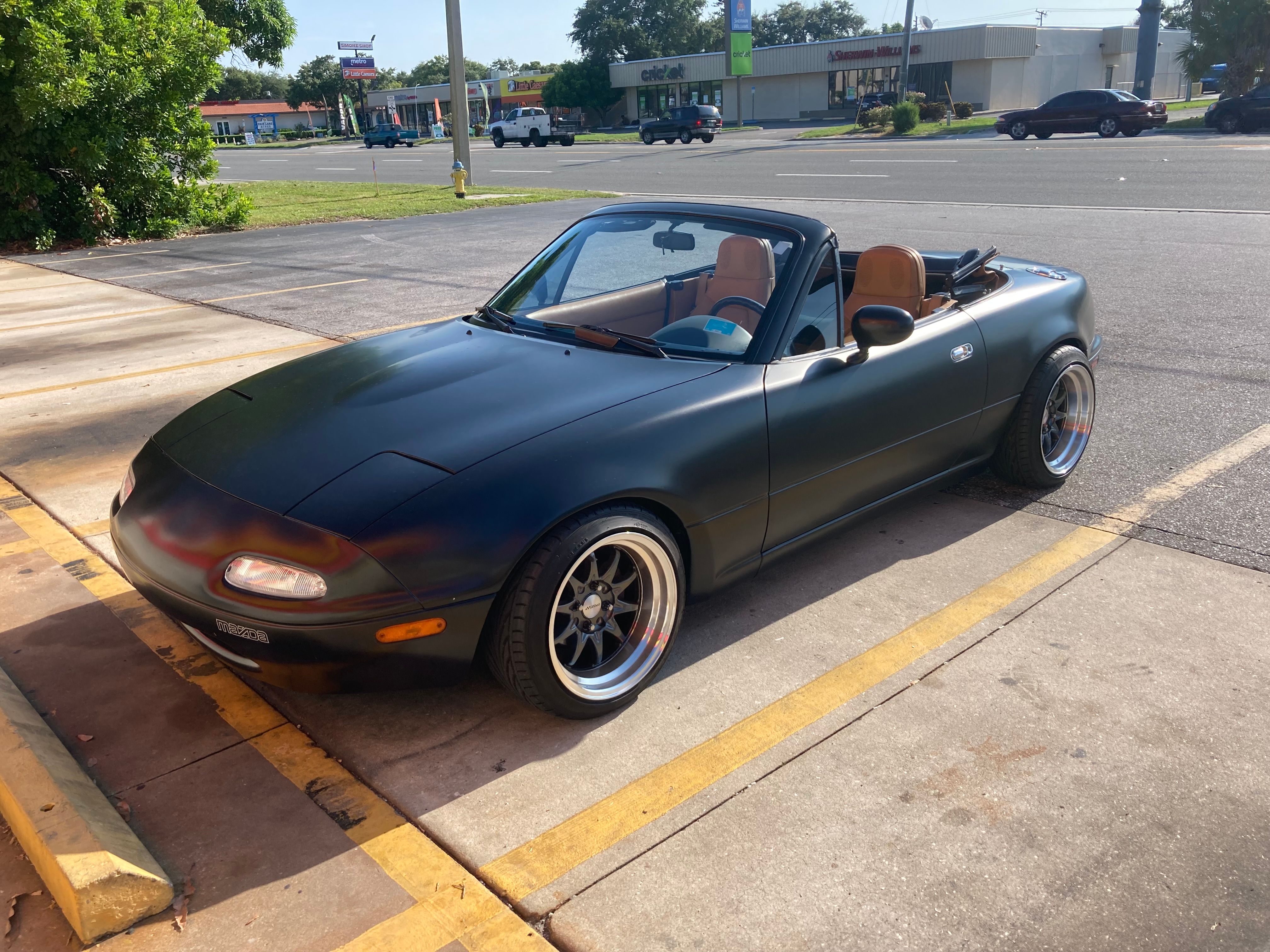 Used 1992 MAZDA MX-5 Miata RWD image 9