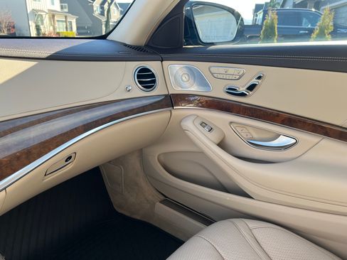 Used 2014 Mercedes-Benz S 550 Sedan image 15