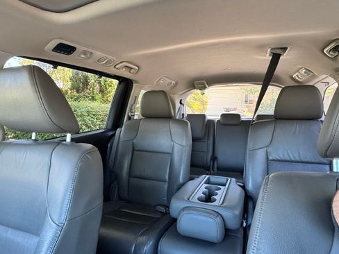 Used 2012 Honda Odyssey EX-L image 11