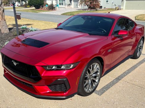 Used 2024 Ford Mustang GT Premium image 8