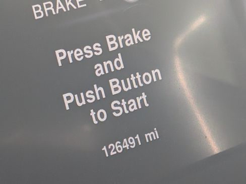 Used 2016 RAM 2500 Laramie image 12