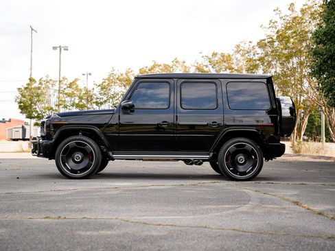 Used 2025 Mercedes-Benz G 63 AMG 4MATIC image 4