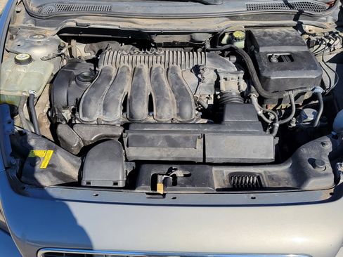 Used 2005 Volvo S40 2.4i image 18