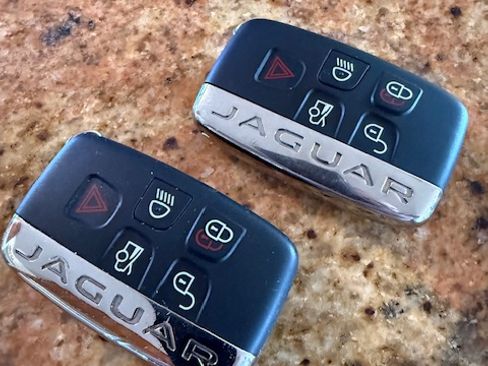 Used 2019 Jaguar F-TYPE R AWD/4WD image 21