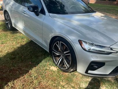Used 2019 Volvo S60 T6 R-Design