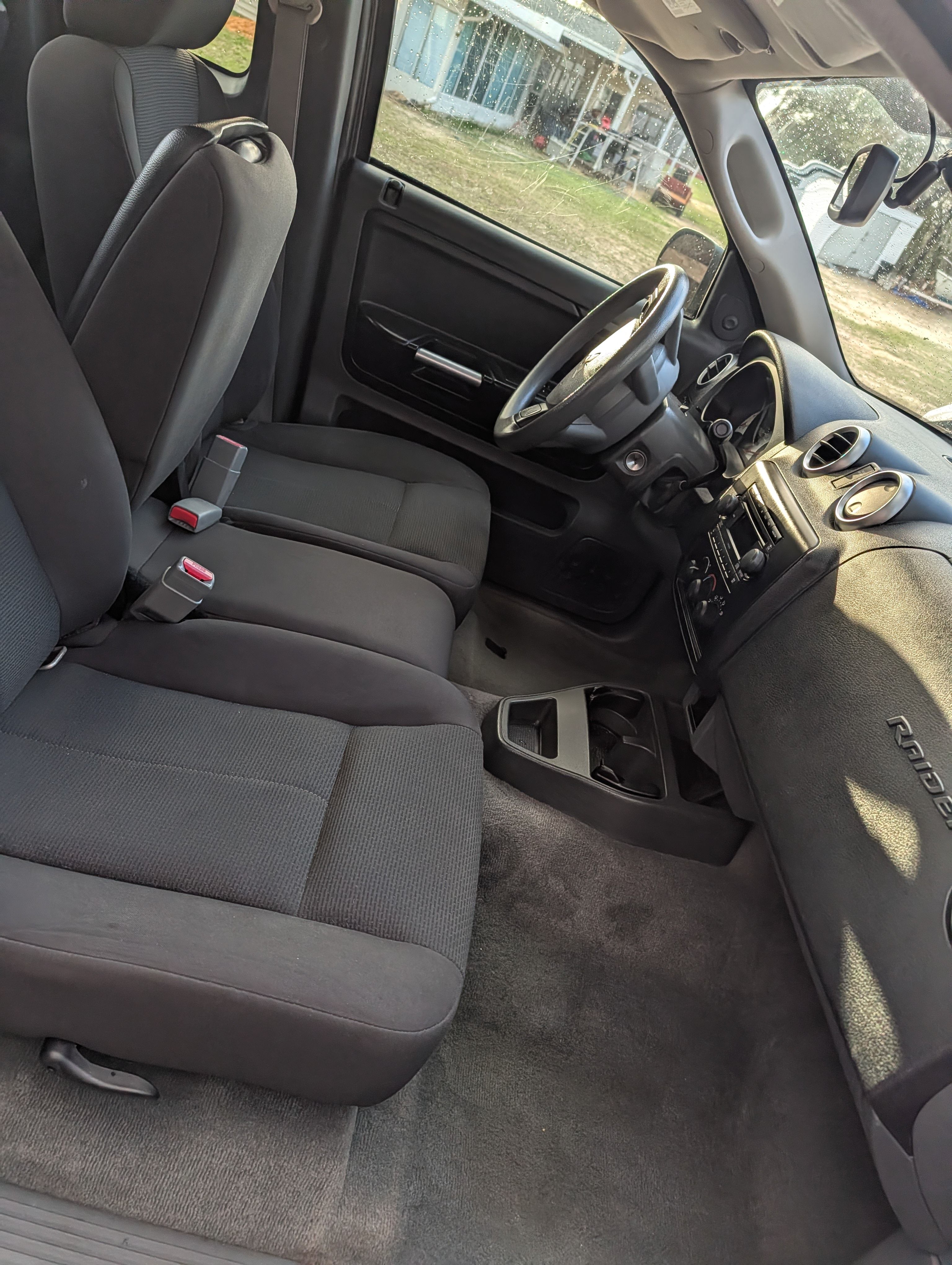 Used 2007 Mitsubishi Raider LS RWD image 10
