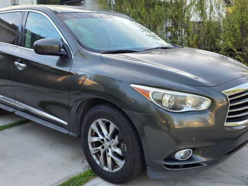 Used 2013 INFINITI JX35 AWD w/ Premium Pkg image 2